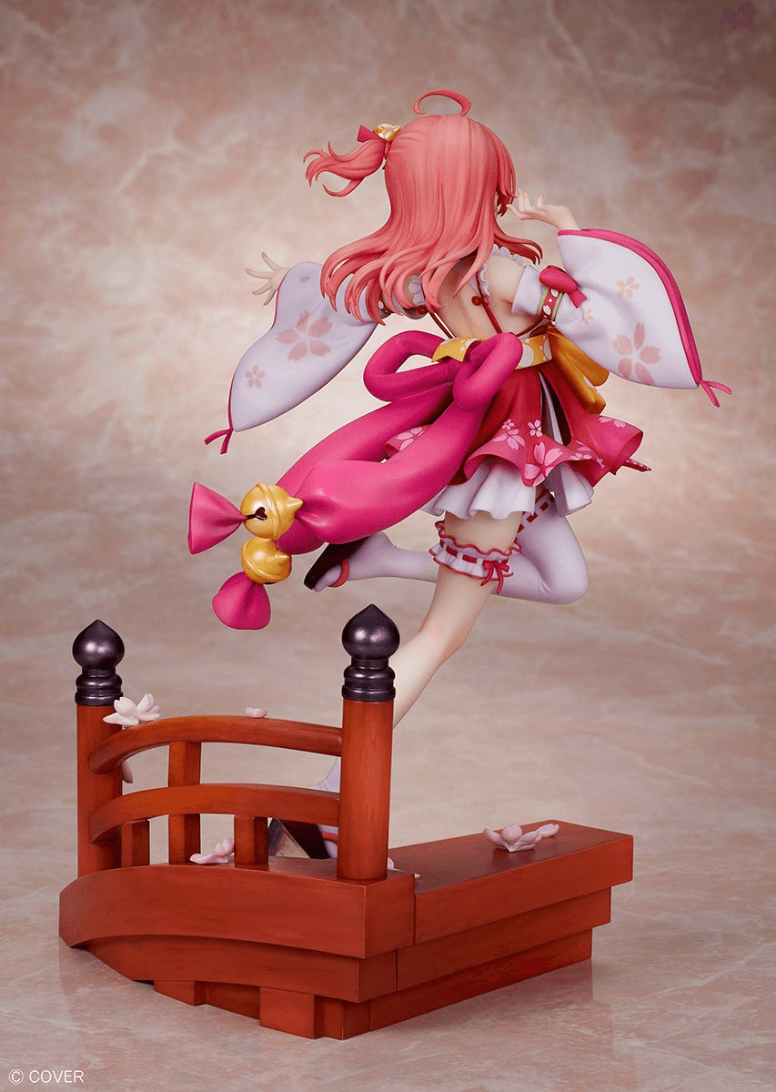 hololive Sakura Miko 1/7 Complete Figure | 4570210120011