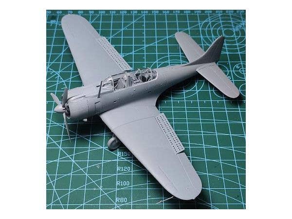 Flyhawk Model 1/72 Douglas SBD-3 Dauntless | 6921970402158
