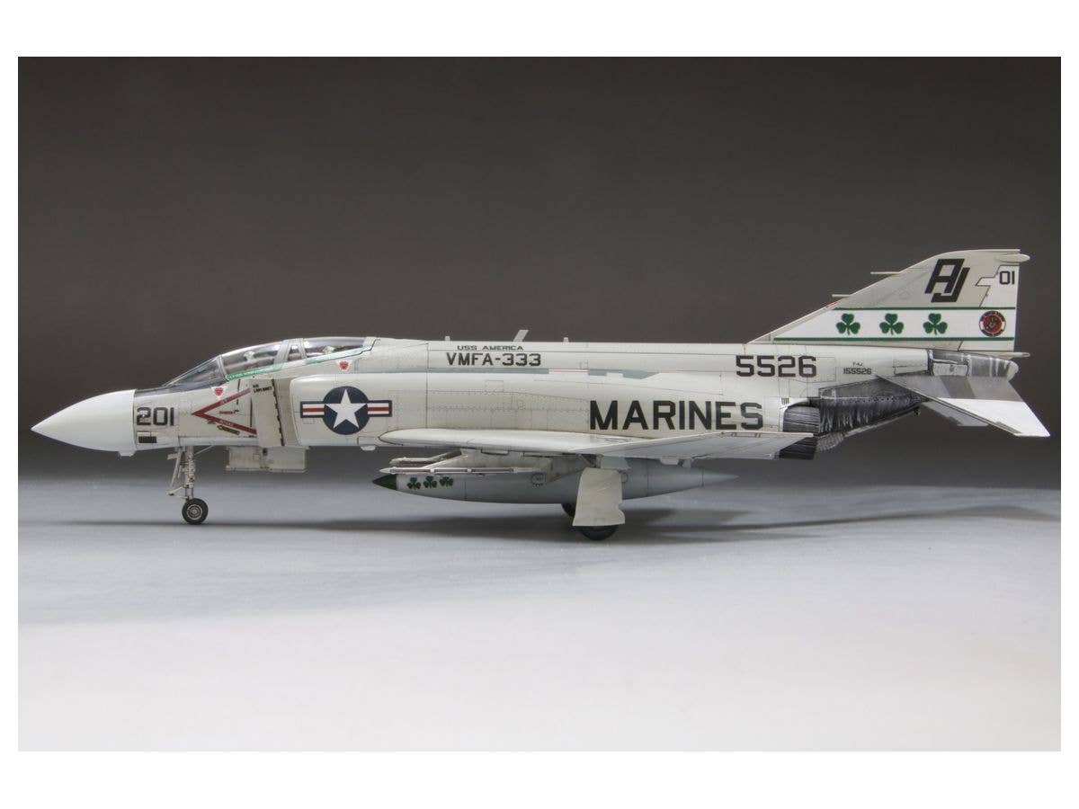 FineMolds 1/72 US Marine Jet Fighter F-4J "Marines" (First Limited Edition) | 4536318728436