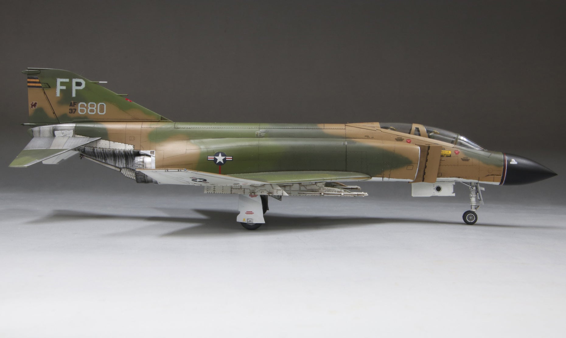 FineMolds 1/72 US Air Force F-4C Fighter "Wolf Pack 1967" | 4536318728467