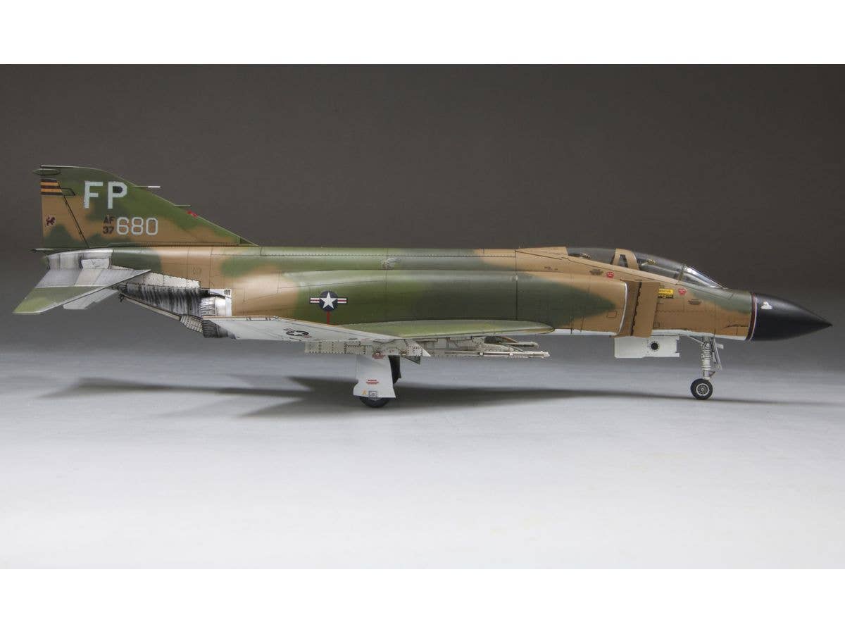 FineMolds 1/72 US Air Force F-4C Fighter "Wolf Pack 1967" | 4536318728467