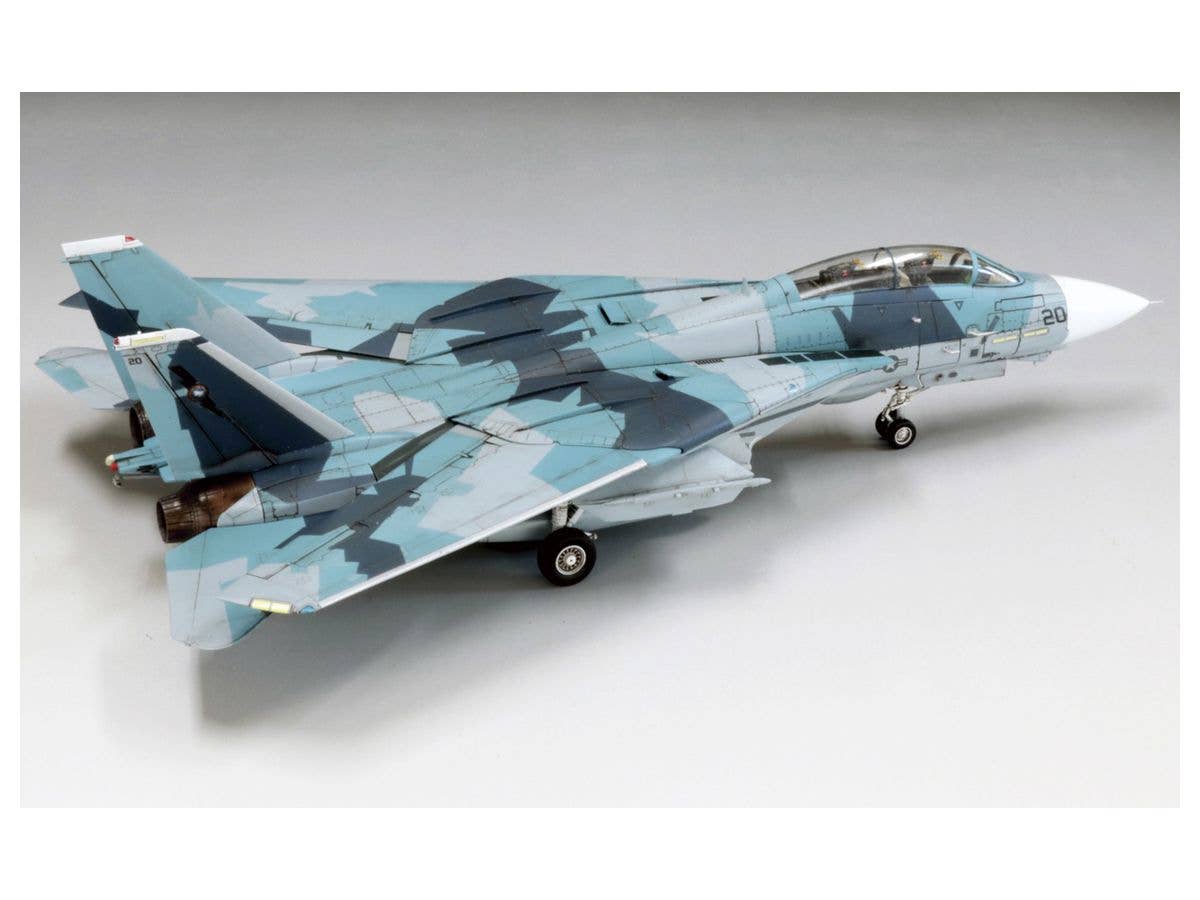 FineMolds 1/72 F-14A Tomcat "Top Gun" | 4536318720362