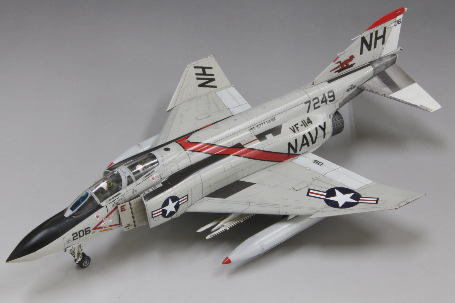 FineMolds 1/72 US Navy Jet Fighter F-4J "Aardvarks" (First Limited Special Edition) | 4536318729433