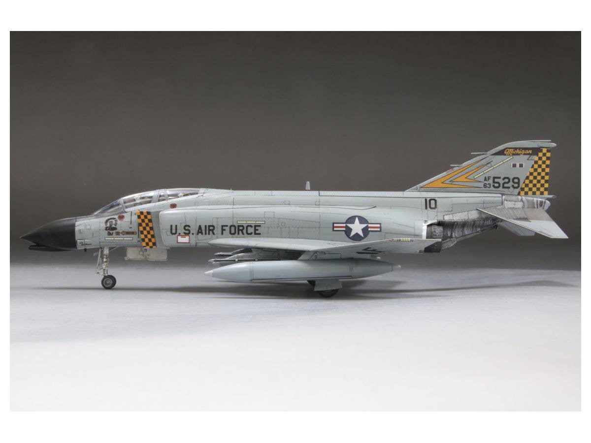 FineMolds 1/72 US Air Force Jet Fighter F-4C "Air National Guard" (First Limited Special Edition) | 4536318729464