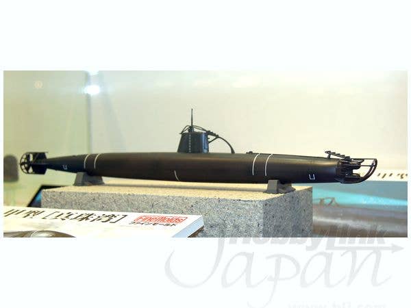 FineMolds 1/72 IJN MIDGET SUBMARINE A-TARGET TYPE A "Sydney Bay" | 4536318550037
