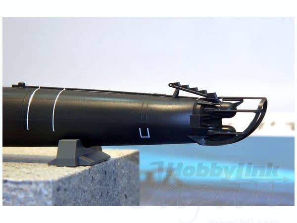 FineMolds 1/72 IJN MIDGET SUBMARINE A-TARGET TYPE A "Sydney Bay" | 4536318550037