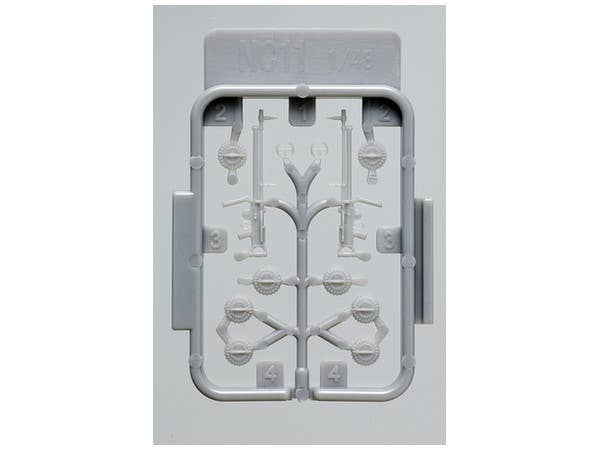 FineMolds 1/48 Type 92 7.7mm Machine Gun (Lewis Gun) | 4536318440116