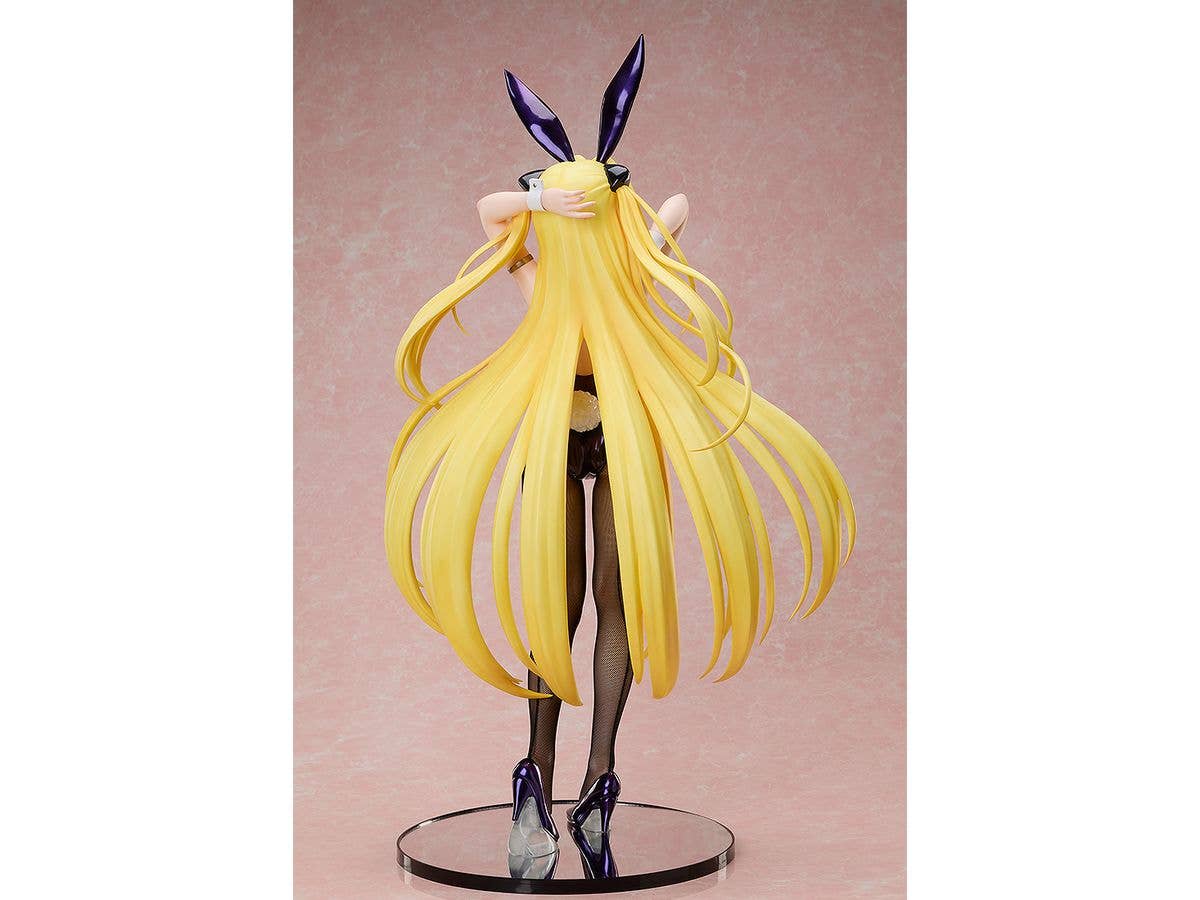 FREEing Golden Darkness: Bunny Ver. (1/3 Scale) | 4570001513282