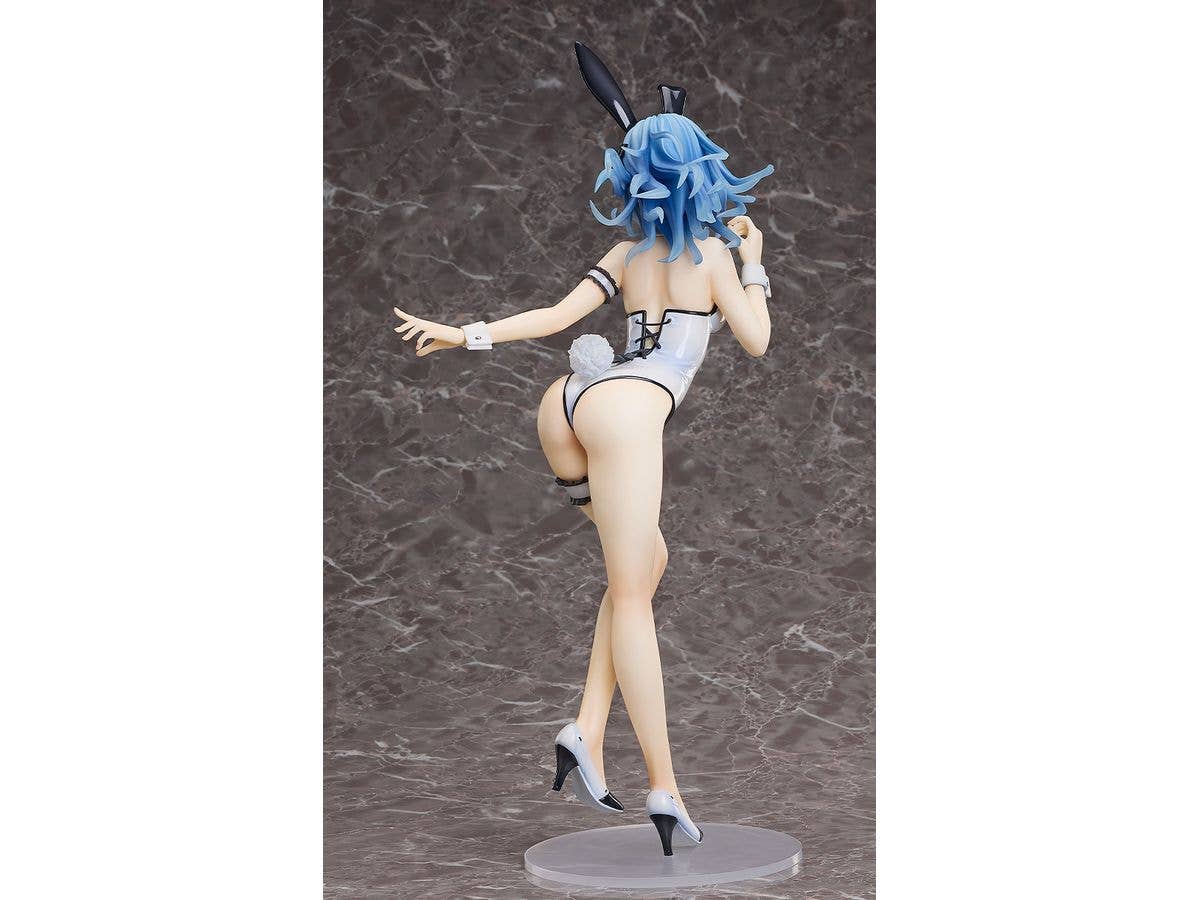 FREEing Lacia: Bare Leg Bunny Ver. | 4570001513770