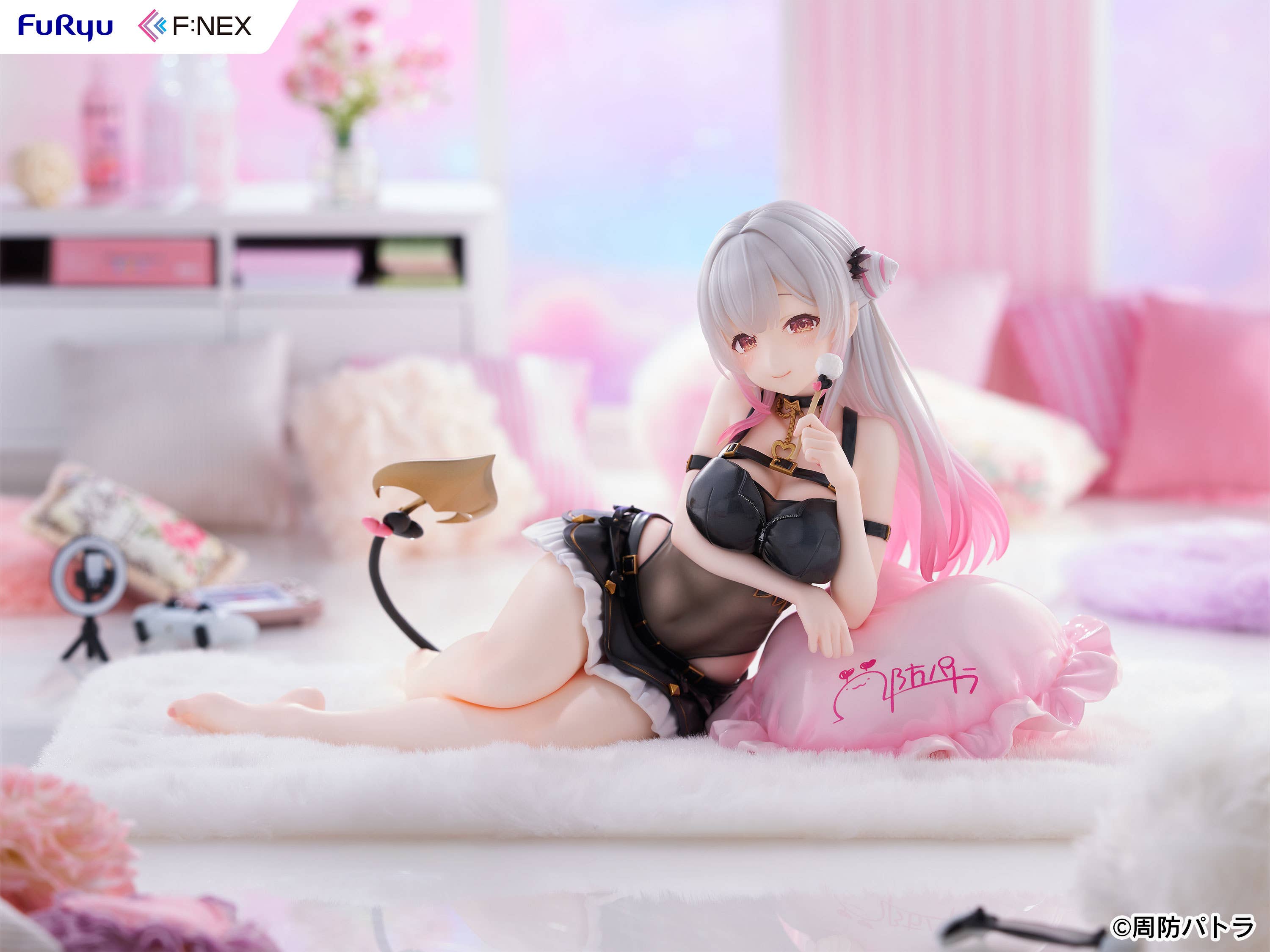 Patra Suou Gaming Outfit VER 1/6 Scale Figure | 4582655078826