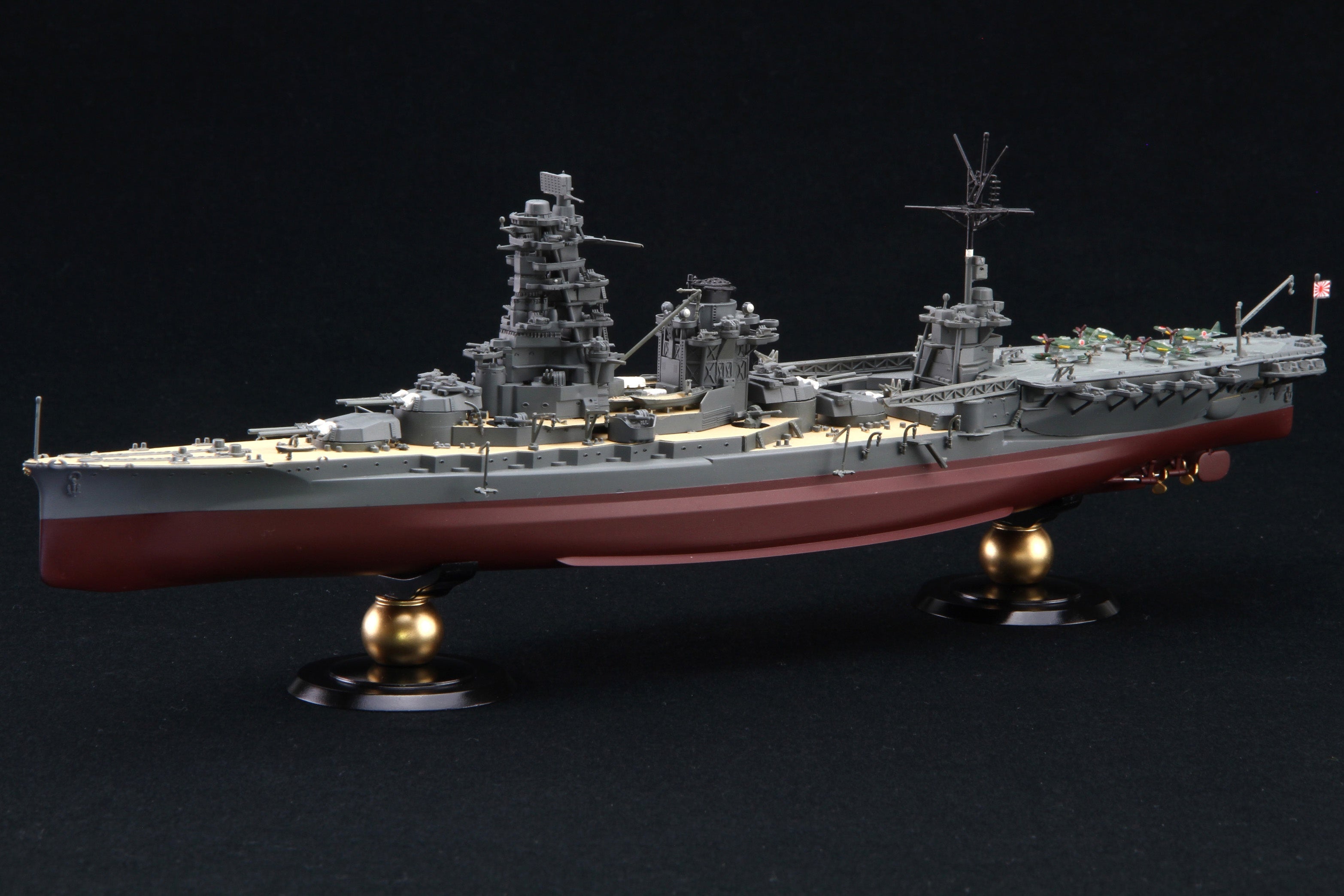 Fujimi 1/700 IJN Aircraft Battleship Ise Full Hull