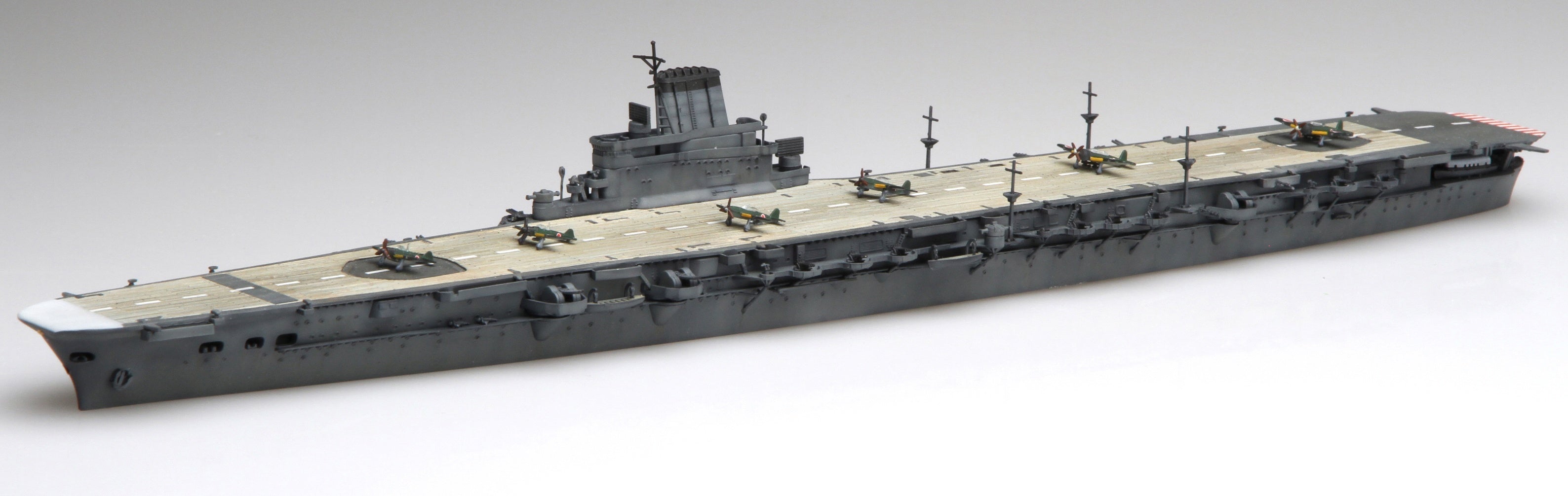 Fujimi 1/700 IJN Aircraft Carrier Taihou (Wood Deck) Full Hull Model