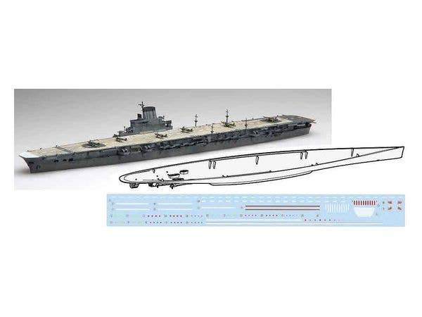 Fujimi 1/700 IJN Aircraft Carrier Taihou (Wood Deck) Full Hull Model | 4968728451695