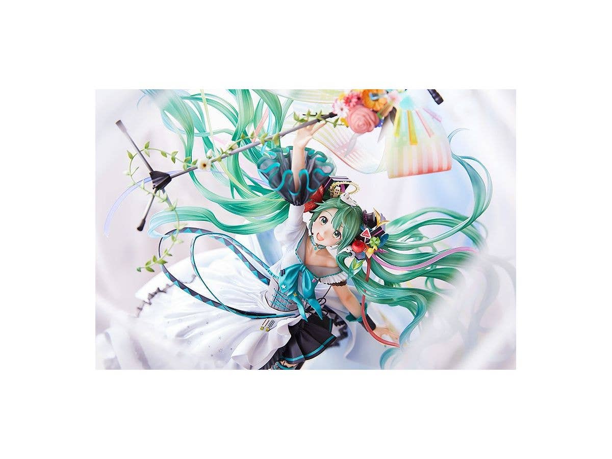 Character Vocal Series 01: Hatsune Miku Series Hatsune Miku Memorial Dress Ver. 1/7 Scale Figure | 4580416941273
