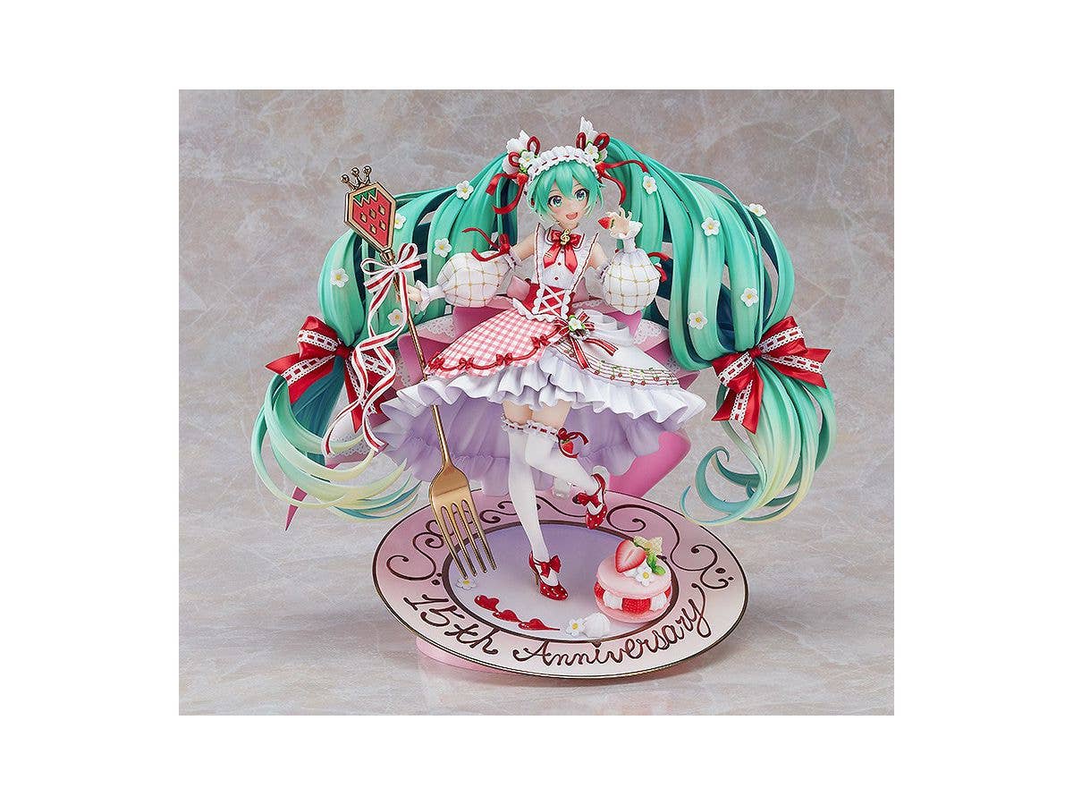 Character Vocal Series 01: Hatsune Miku Series Miku 15th Anniversary Ver. 1/7 Scale Figure | 4580416946124