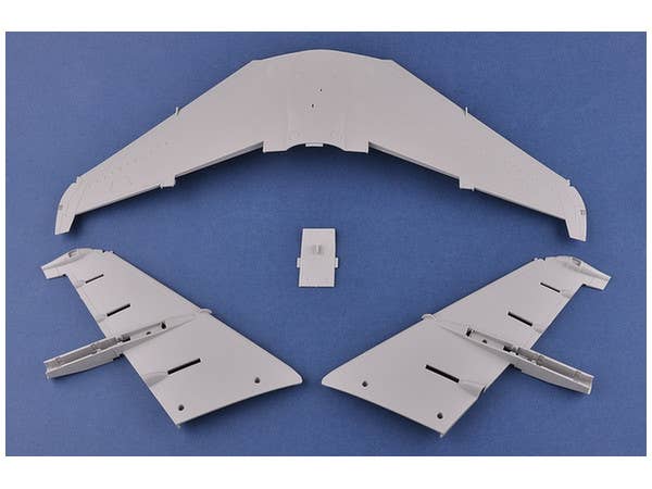 Hobby Boss 1/18 AV-8B Harrier II | 6939319218049