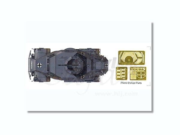 Hobby Boss 1/35 Sd.Kfz.223 Leichter Panzerspahwagen Funk | 6939319224439