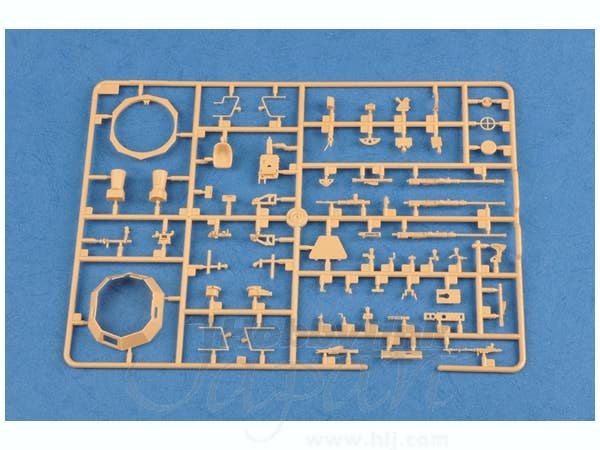 Hobby Boss 1/35 German Sd.Kfz.222 Leichter Panzerspahwagen (1st Series) | 6939319238153