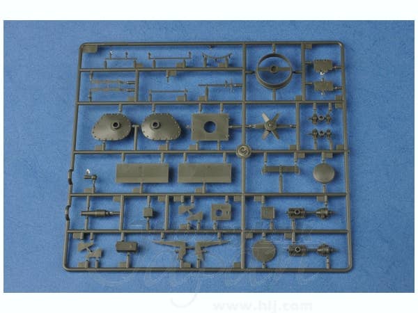 Hobby Boss 1/35 Soviet T-35 Heavy Tank - Early | 6939319238412