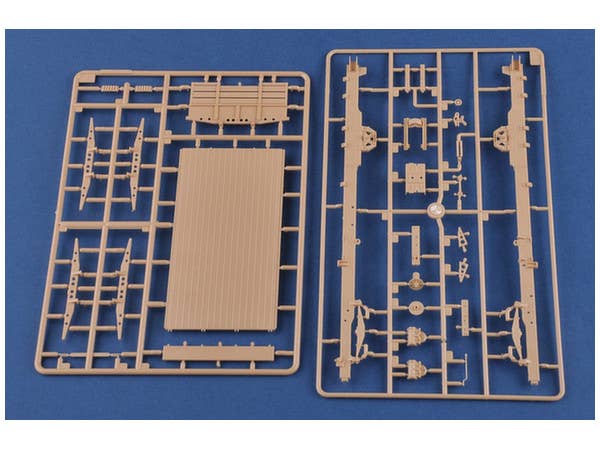 Hobby Boss 1/35 Russian KrAZ-260 Cargo Truck | 6939319255105