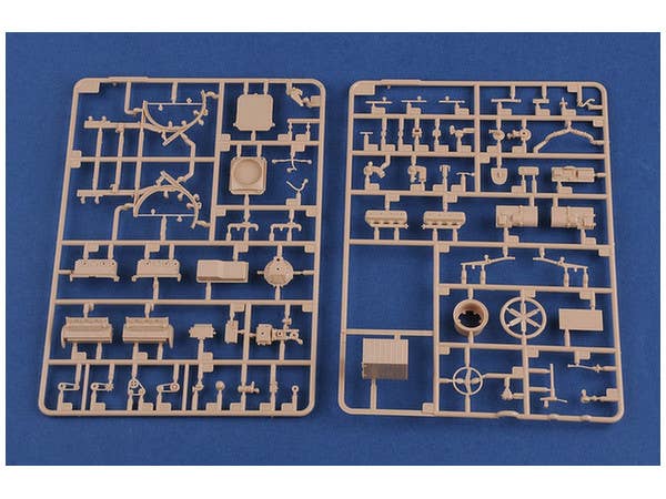 Hobby Boss 1/35 Russian KrAZ-260B Tractor with 5P85TE TEL S-300PMU | 6939319255112