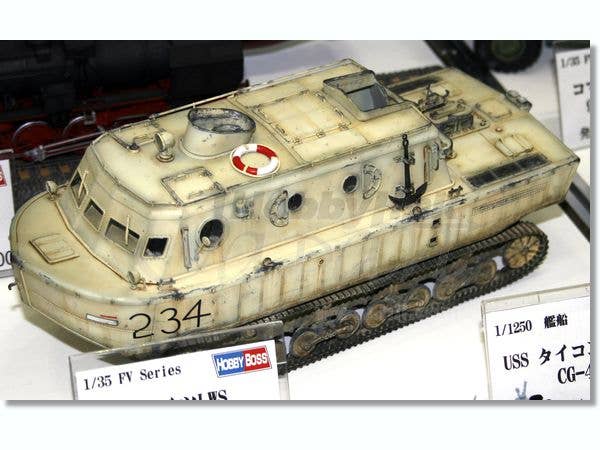 Hobby Boss 1/35 German Land-Wasser-Schlepper (LWS) Amphibious Tractor Early Production | 6939319224309