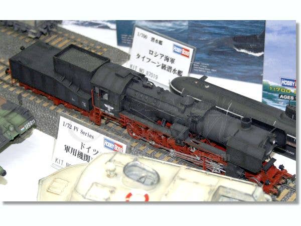 Hobby Boss 1/72 German Kriegslokomotive BR-52 | 6939319229014