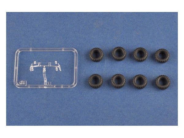 Hobby Boss 1/72 Soviet 9K714 OKA (SS-23 Spider) | 6939319229267