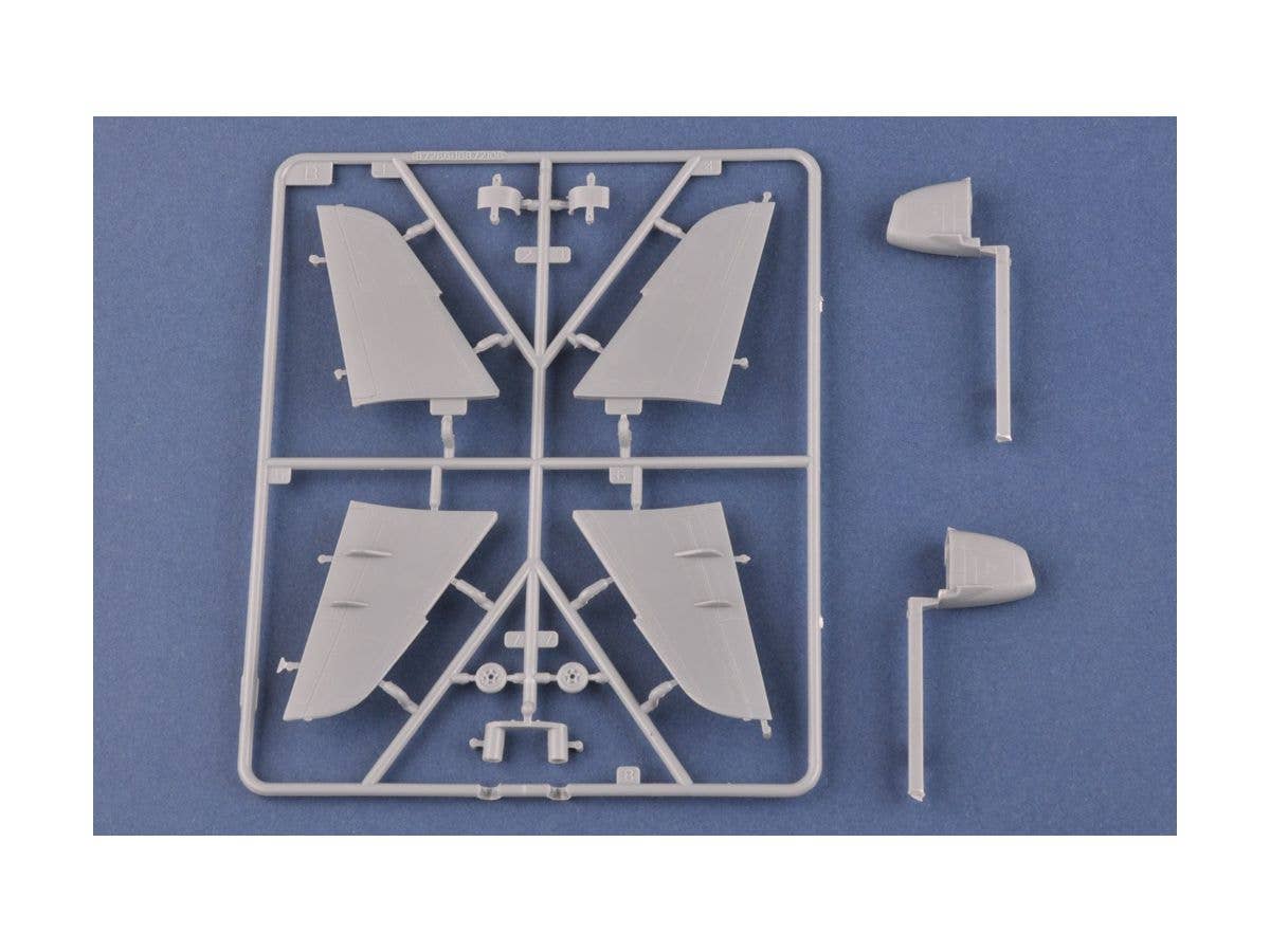 Hobby Boss 1/72 JASDF T-4 Trainer | 6939319272669