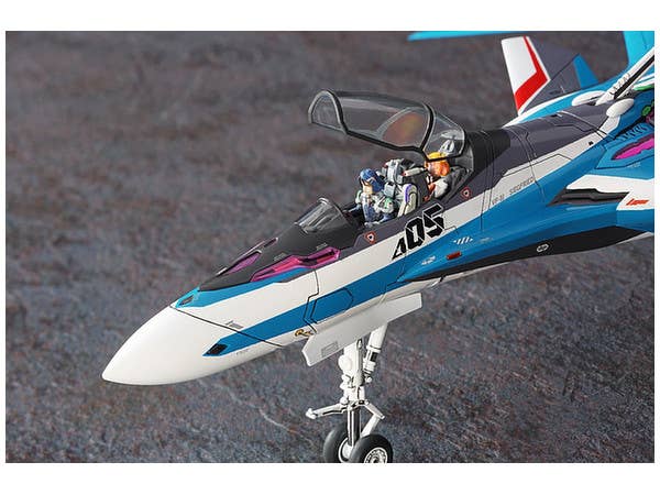 Hasegawa Macross Delta VF-31J Siegfried Hayate 1/72 Scale Model Kit | 4967834657298