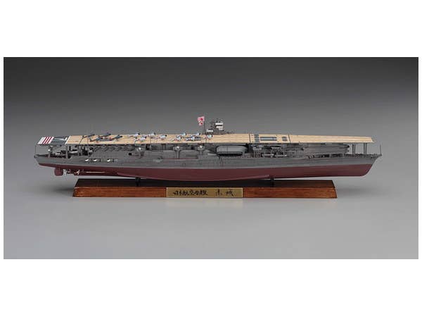 Hasegawa 1/700 Japanese Navy Aircraft Carrier Akagi Full Hull Version | 4967834431676
