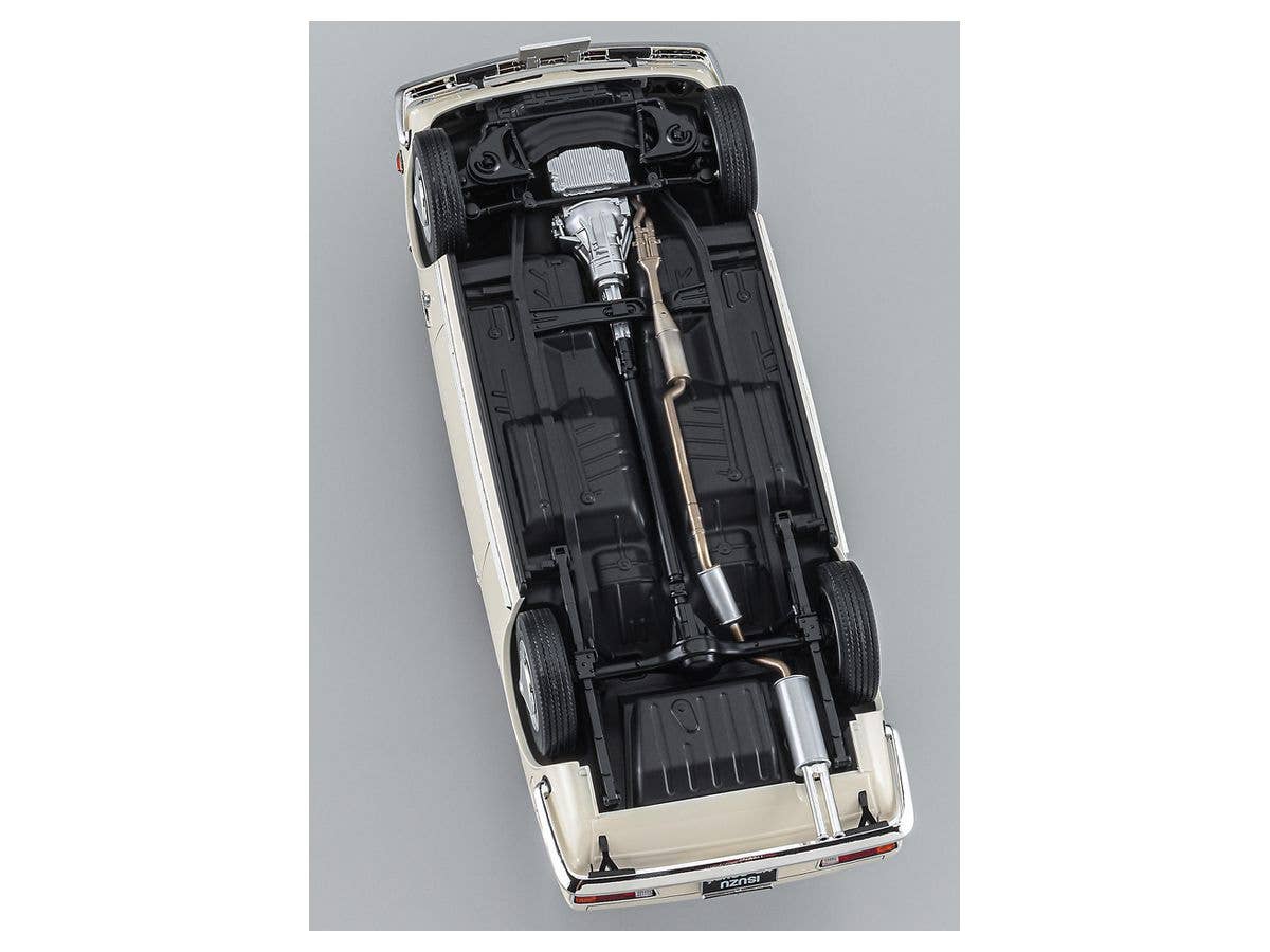 Hasegawa 1/24 Isuzu 117 Coupe Early Version | 4967834211445