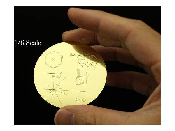 Hasegawa 1/48 UNMANNED SPACE PROBE VOYAGER w/Golden Record plate | 4967834522060