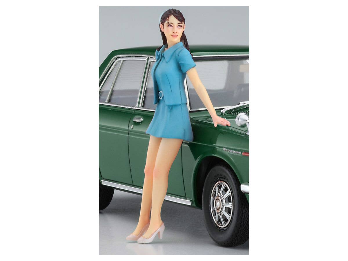 Hasegawa 1/24 Datsun Bluebird 1600 SSS with 60's Girl Figure | 4967834522770