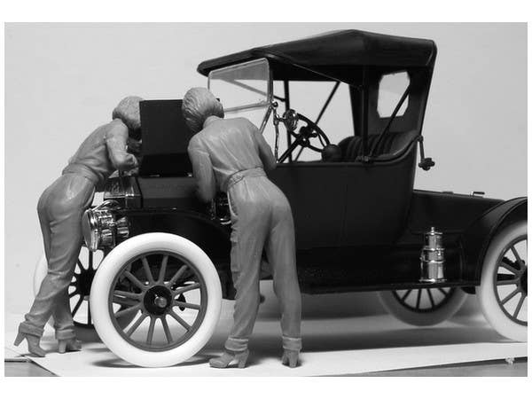 ICM 1/24 American mechanics (1910s) (3 figures) | 4823044404735