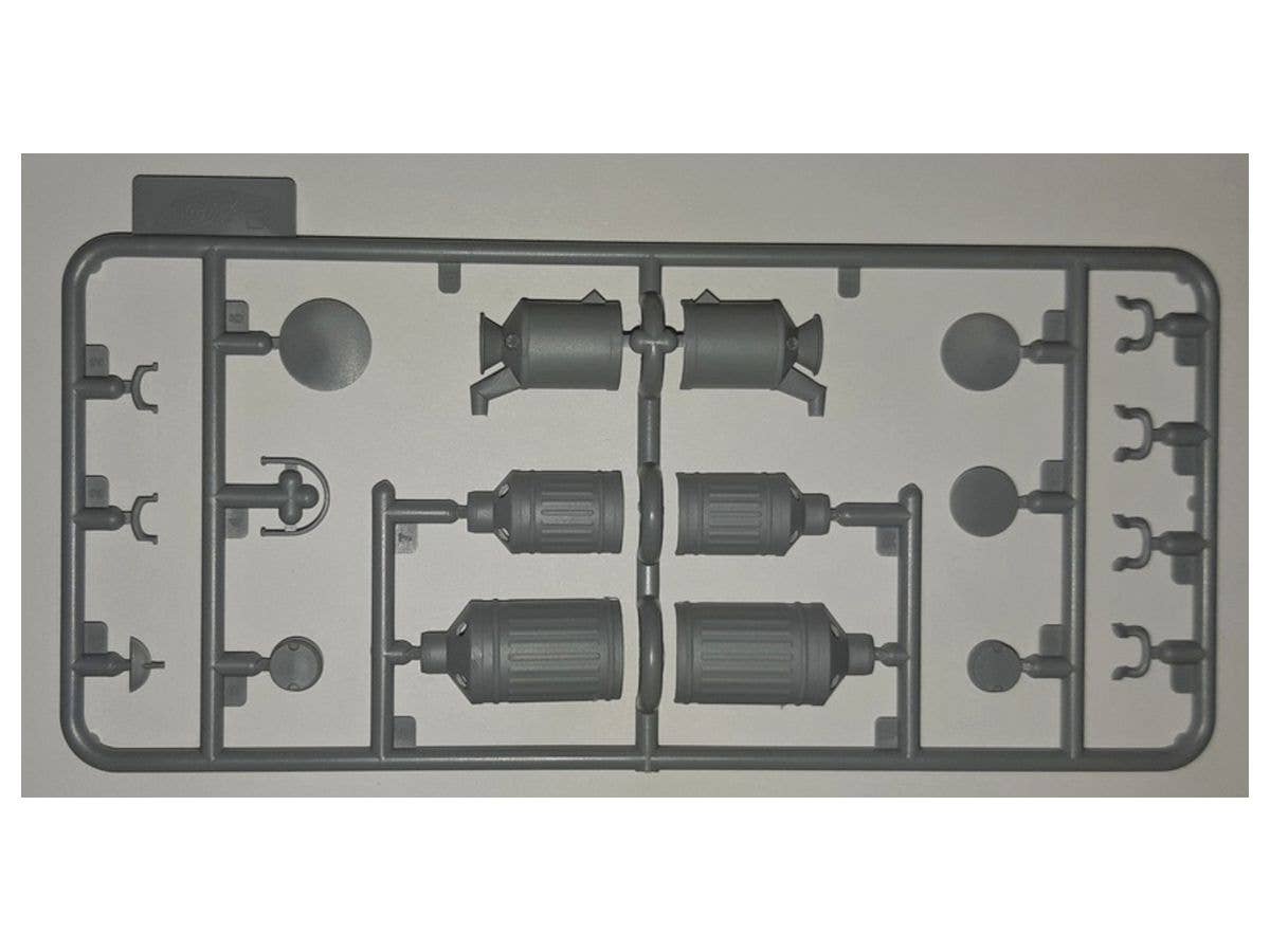 ICM 1/24 American Gasoline Loaders (1910s) (2 figures) (100% new molds) | 4823044405633