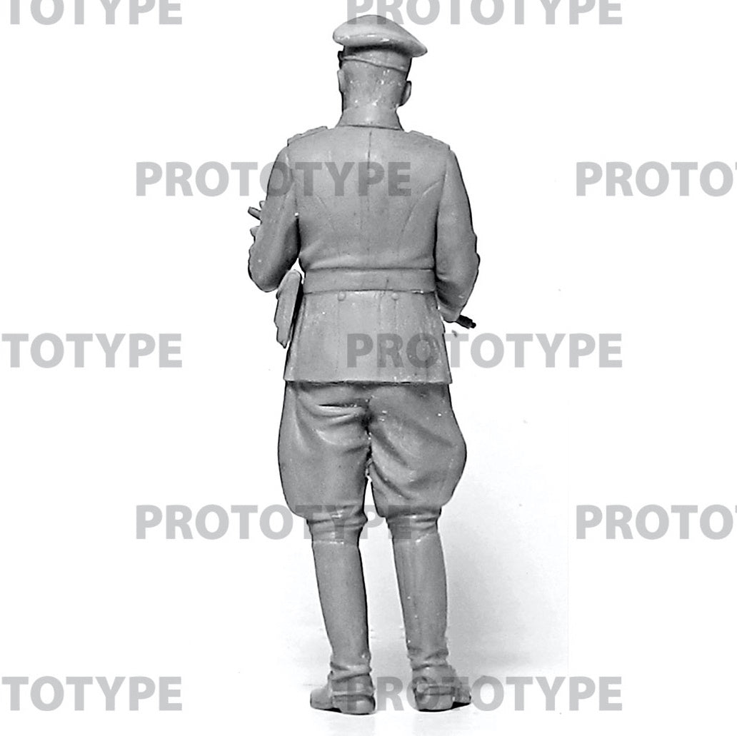 ICM 1/24 WWII German Staff Personnel (100% new molds), Figure