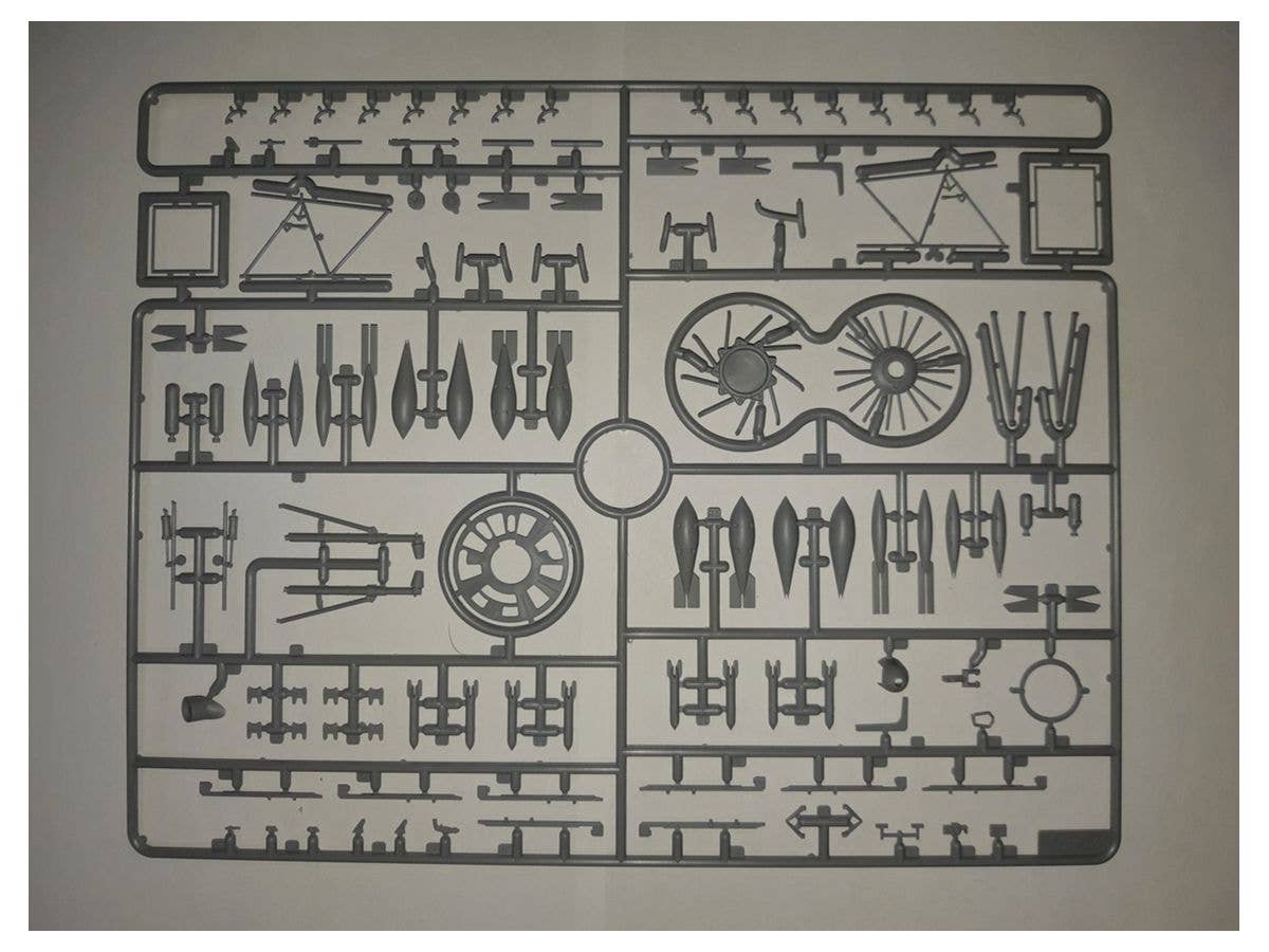 ICM 1/32 I-153, WWII China Guomindang AF Fighter | 4823044405848