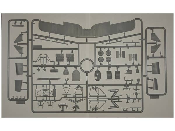 ICM 1/32 Bcker B 131B, German Training Aircraft | 4823044405022