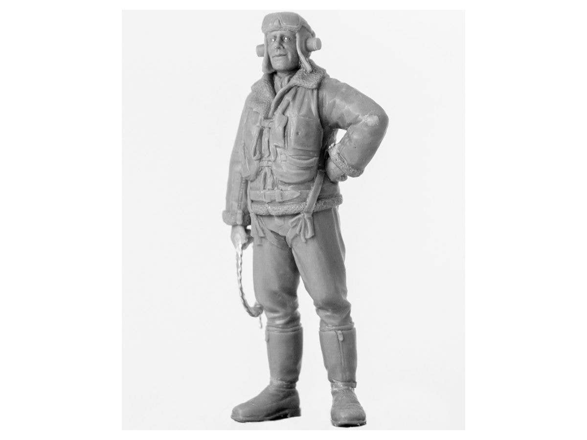 ICM 1/32 British Pilots (1939-1945) (3 figures) (100% new molds) | 4823044405510