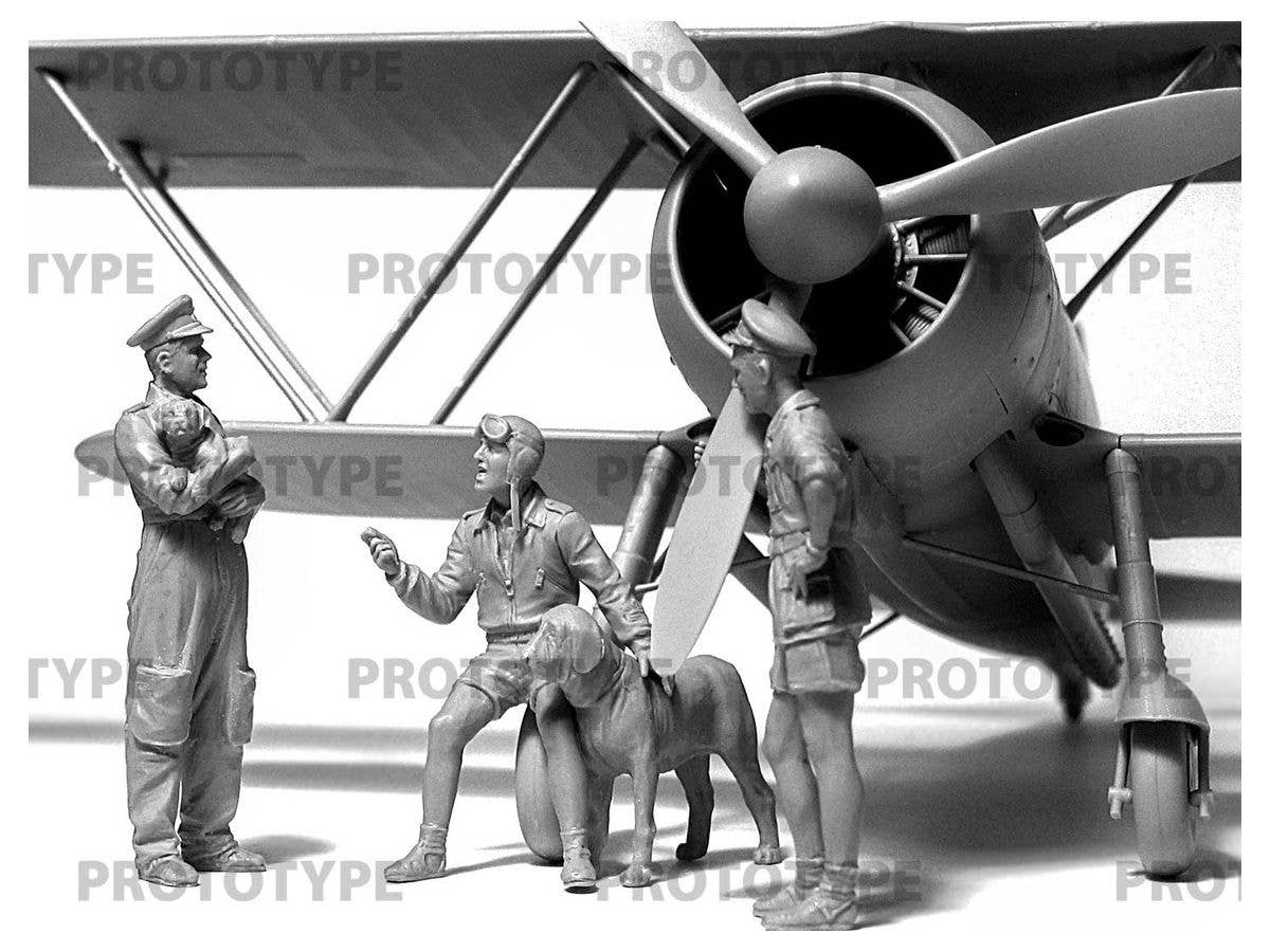 ICM 1/32 Italian Pilots in Tropical Uniform 1939-1943 (100% New Molds) | 4823044407545