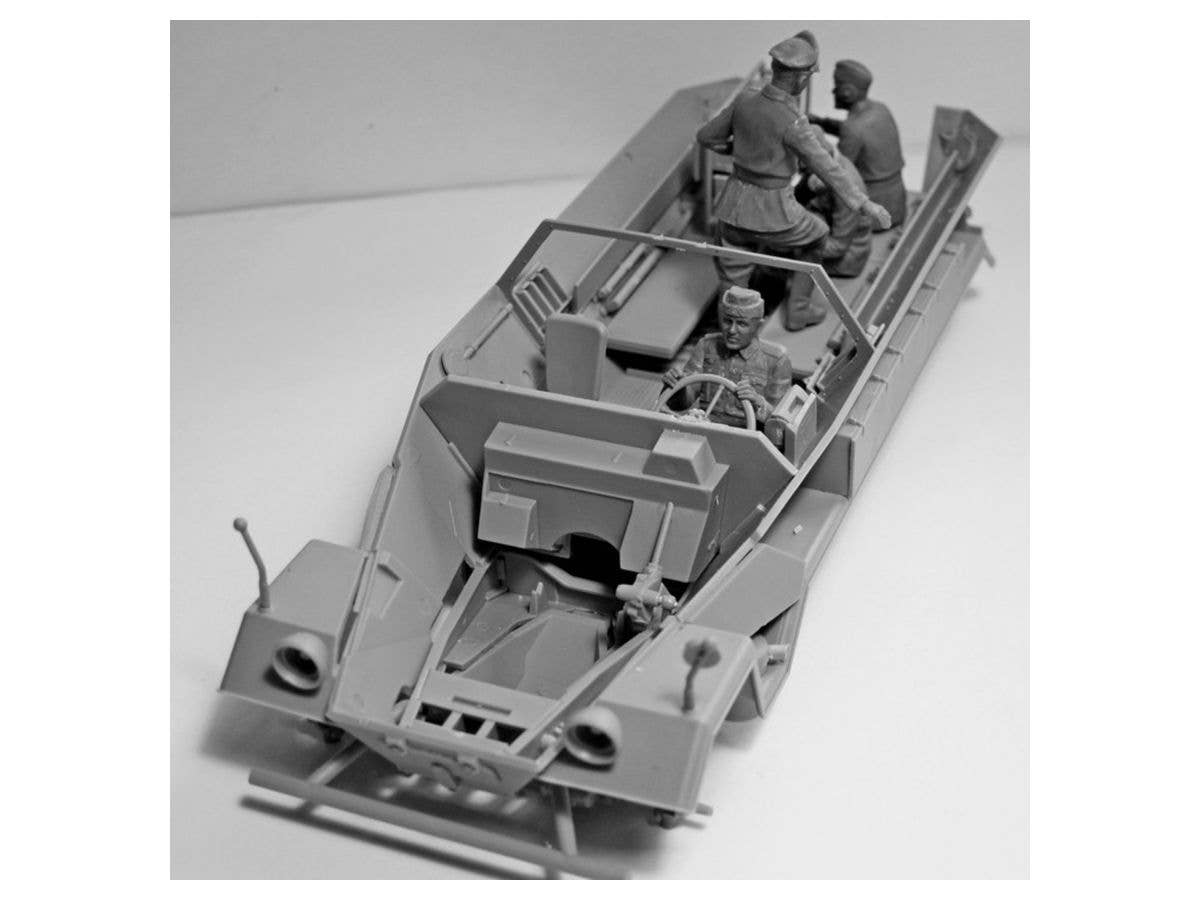 ICM 1/35 Sd.Kfz.251/6 Ausf.A with Crew | 4823044405893