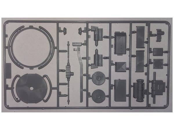 ICM 1/35 Pz.Kpfw.VI Ausf.B King Tiger (late production) with full interior, WWII German Heavy Tank | 4823044404568