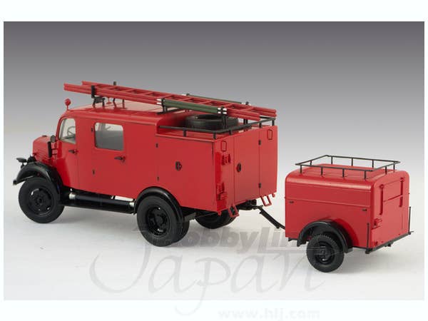 ICM 1/35 L1500S LF 8, German Light Fire Truck | 4823044402946