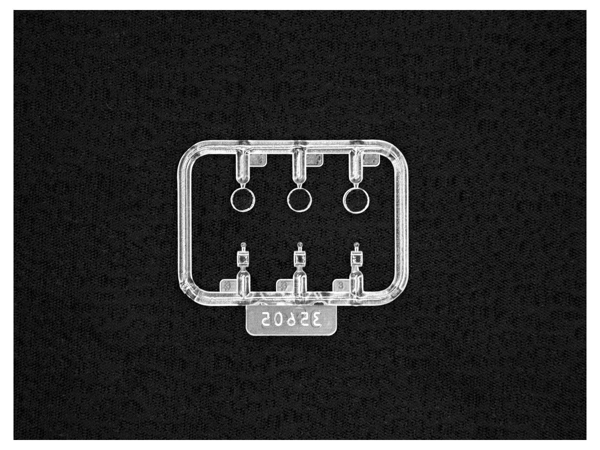 ICM 1/35 Model T 1914 Fire Truck with Crew | 4823044407965