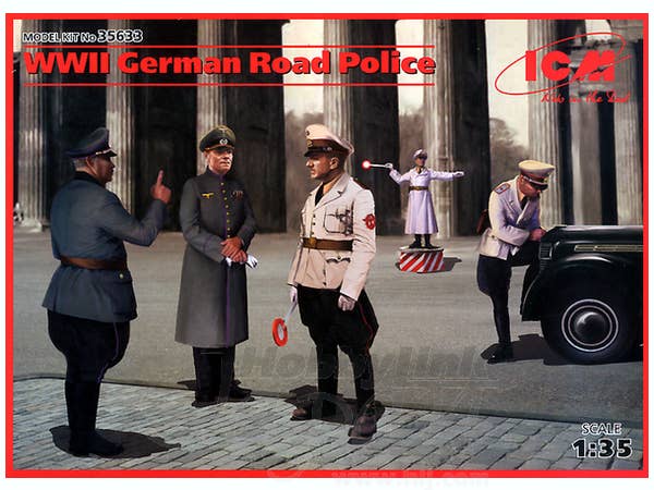 ICM WWII German Road Police (5 figures) | 4823044402991
