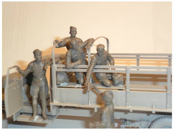 ICM Soviet Motorized Infantry (1943-1945), (5 figures) | 4823044403264