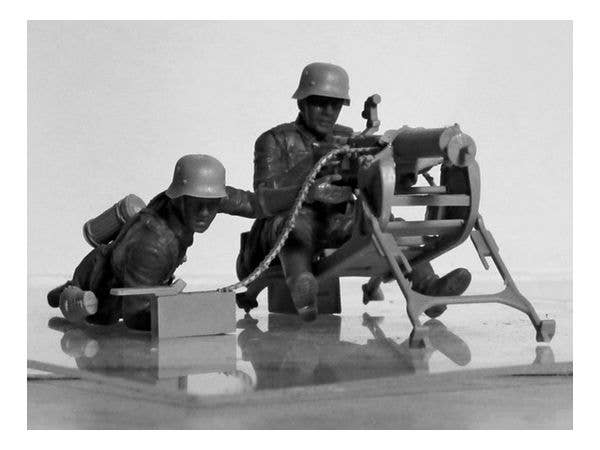 ICM 1/35 WWII German MG08 MG Team (2 figures) (100% new molds) | 4823044405602