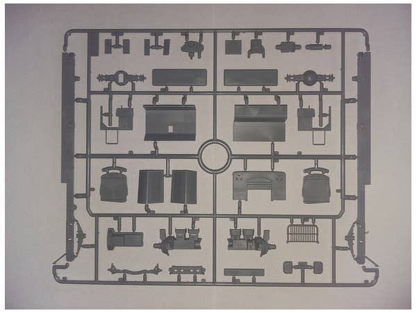ICM 1/35 Standard B 'Liberty', WWI US Army Truck | 4823044405060