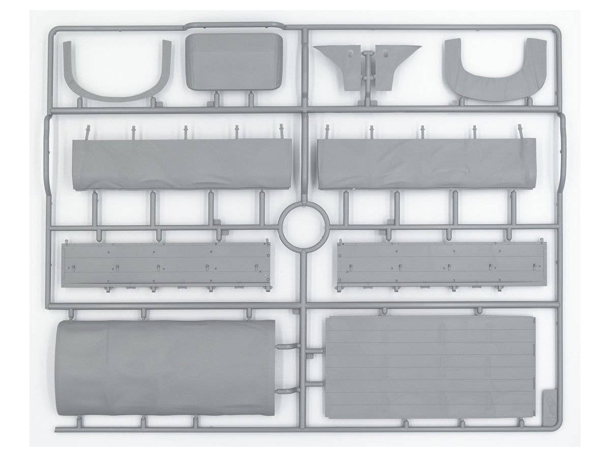 ICM 1/35 Standard B 'Liberty' with WWI US Drivers | 4823044406524